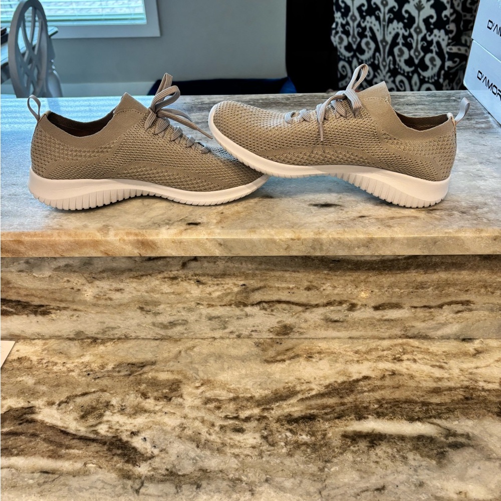 Women’s Sketchers Memory Foam Athletic Shoes.